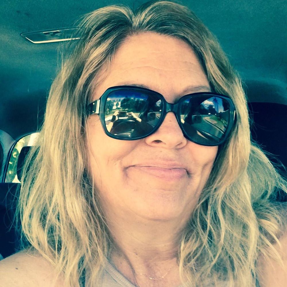 Meet your Posher, Liz